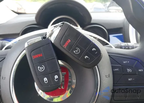 2016 Fiat 500X Easy из США, поврежденный, VIN ZFBCFYBT9GP372314